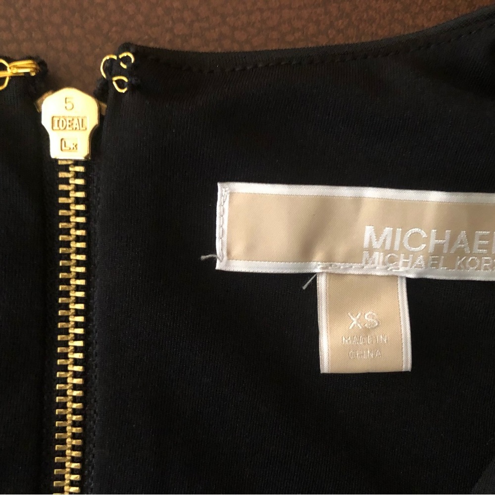 🩵2/$20 MIX&MATCH🔘MICHAEL Michael Kors Black Slvlss Full Back Zipper LBD -Size XS - Picture 9 of 9